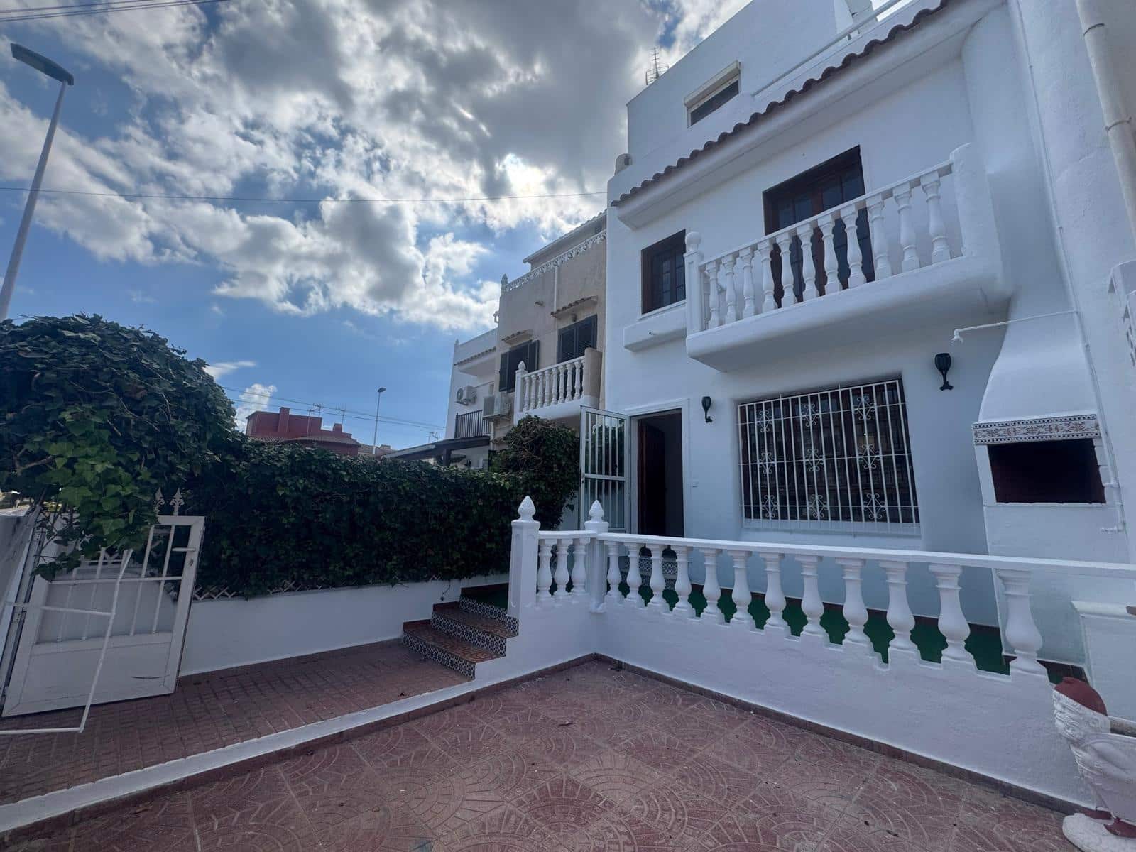 3 soveværelse Rækkehus til salg i Torrevieja - € 219.500 (Ref: 9285216)