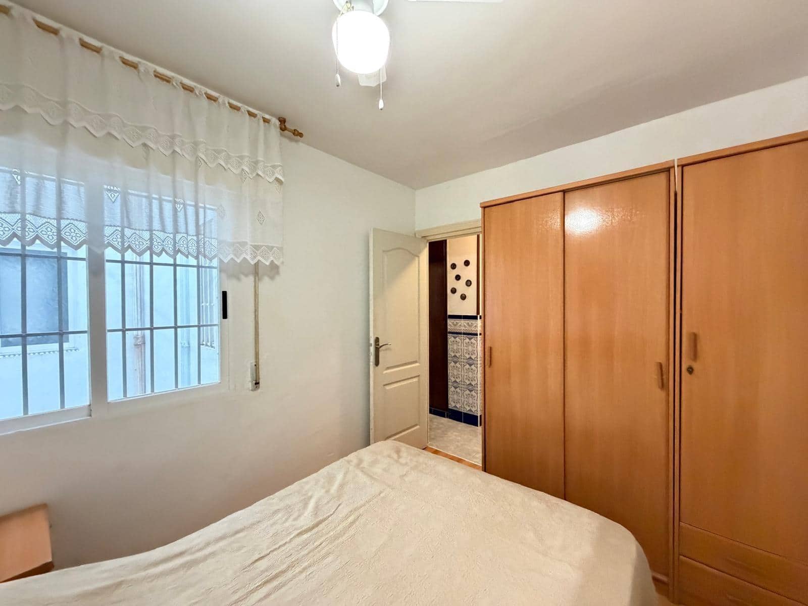 Apartamento de 1 habitación en Torrevieja en venta - 115.500 € (Ref: 9287729)