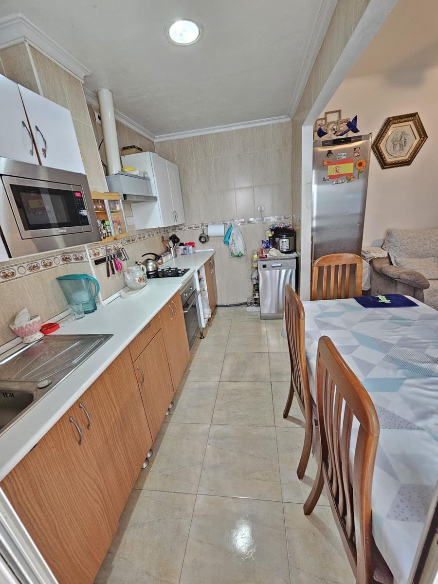 4 soverom Leilighet til salgs i Alicante by - € 150 000 (Ref: 9291549)