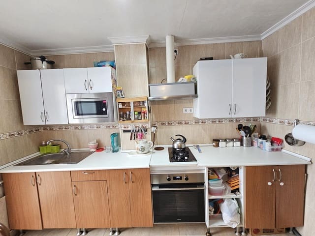 4 chambre Appartement à vendre à Carolinas Altas, Alicante ville - 150 000 € (Ref: 9291549)
