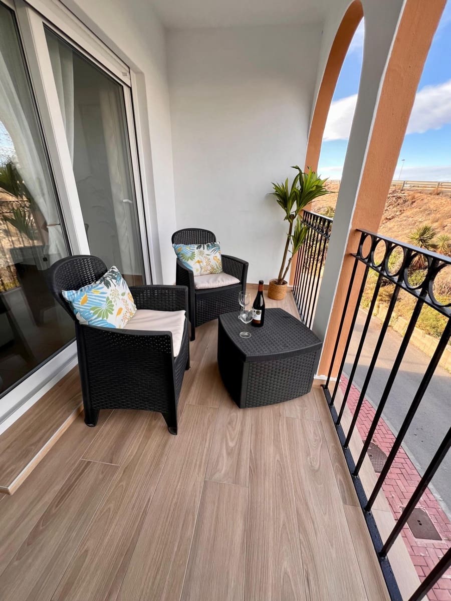 2 soveværelse Lejlighed til salg i Torrevieja med swimmingpool - € 153.000 (Ref: 9294389)