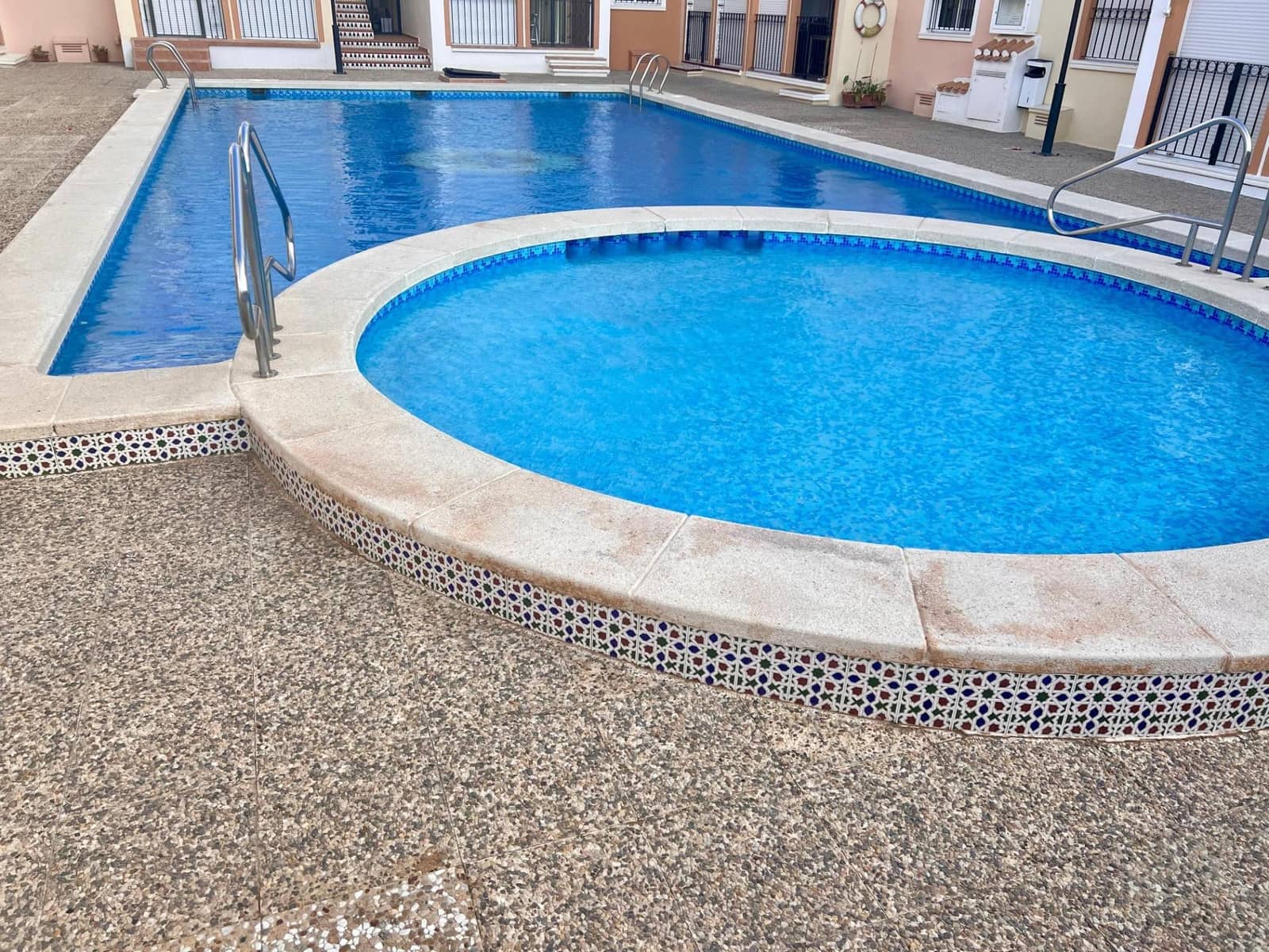 2 soveværelse Lejlighed til salg i Torrevieja med swimmingpool - € 153.000 (Ref: 9294389)