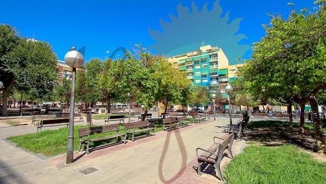 5 makuuhuone Huoneisto myytävänä paikassa Alicante kaupunki - 160 000 € (Ref: 9296888)