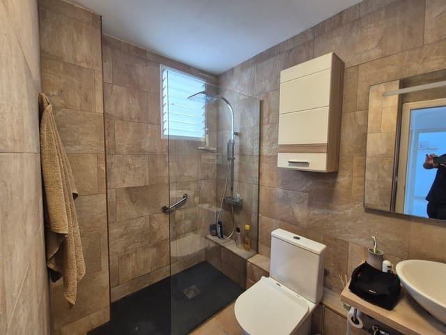 2 soveværelse Lejlighed til salg i Punta Prima, Torrevieja med swimmingpool garage - € 229.900 (Ref: 9301044)