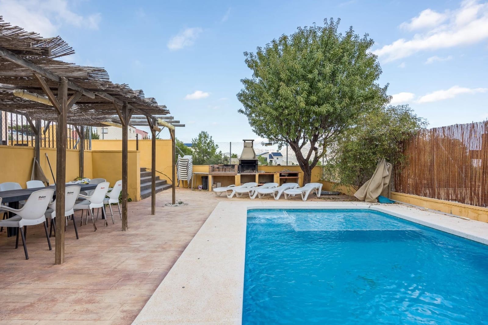 3 quarto Moradia para venda em Polop com piscina - 390 000 € (Ref: 9308497)