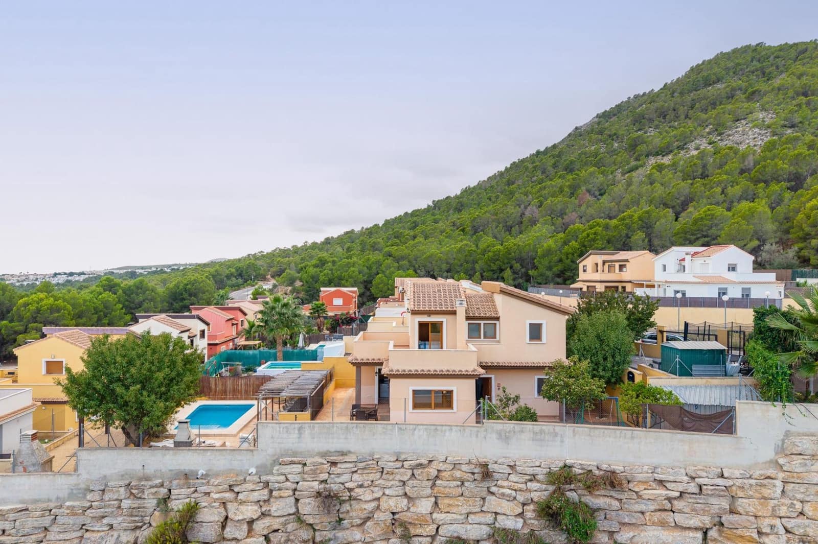 3 quarto Moradia para venda em Polop com piscina - 390 000 € (Ref: 9308497)