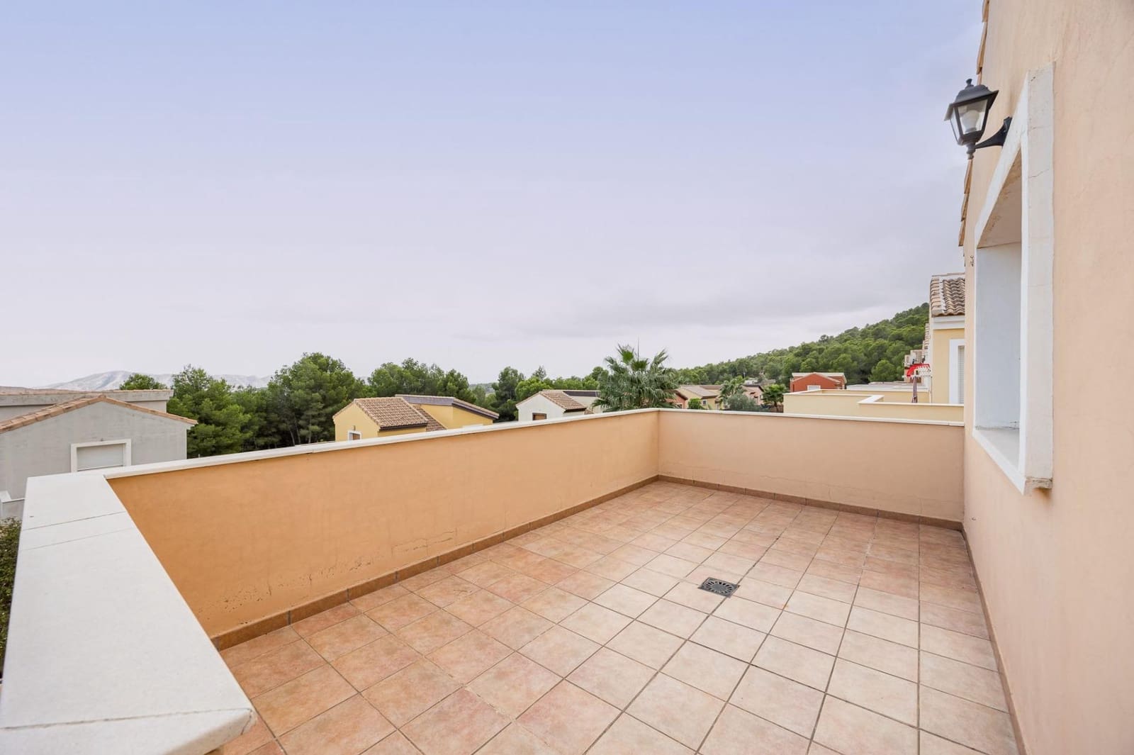 3 quarto Moradia para venda em Polop com piscina - 390 000 € (Ref: 9308497)