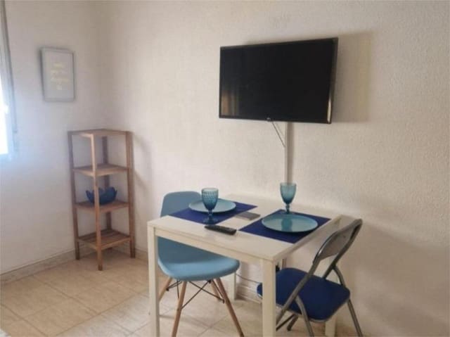 Studio till salu i Torrevieja - 95 000 € (Ref: 9308500)