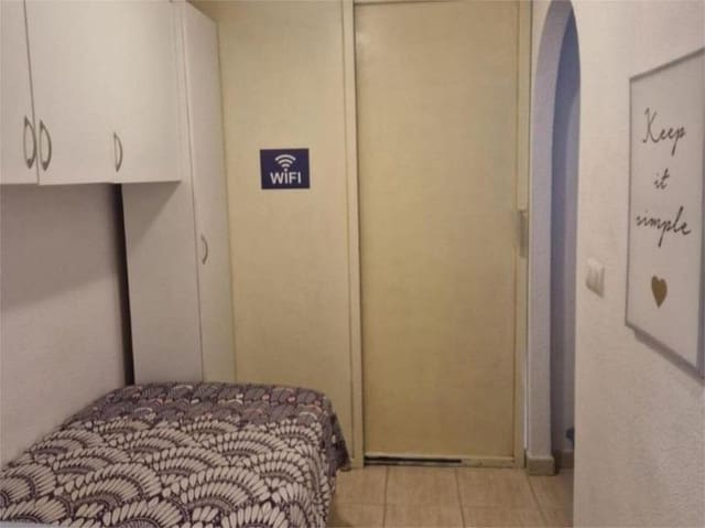 Studio till salu i Torrevieja - 95 000 € (Ref: 9308500)