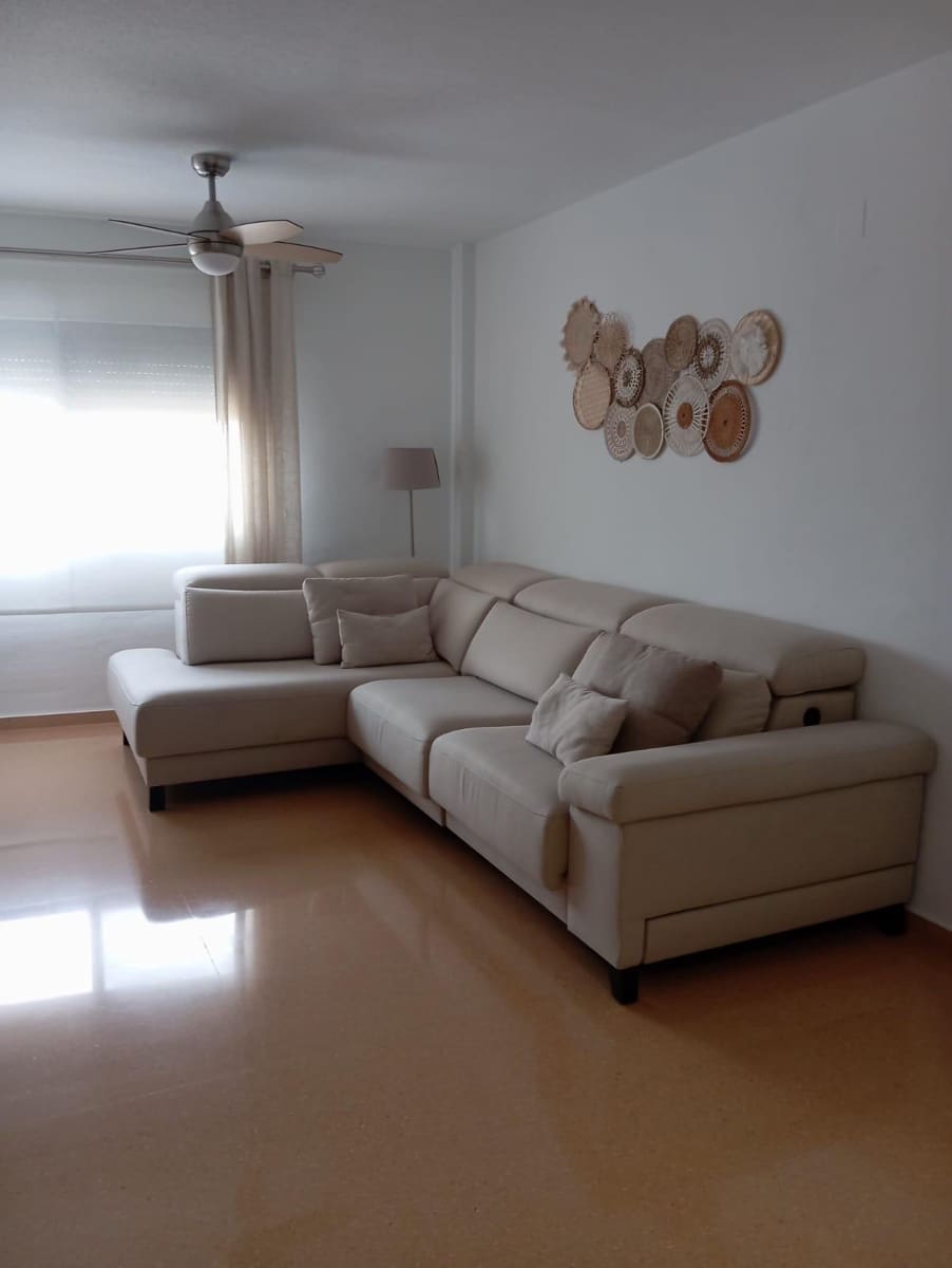 3 makuuhuone Huoneisto myytävänä paikassa San Vicente / Sant Vicent del Raspeig mukana 
autotalli - 225 000 € (Ref: 9308502)