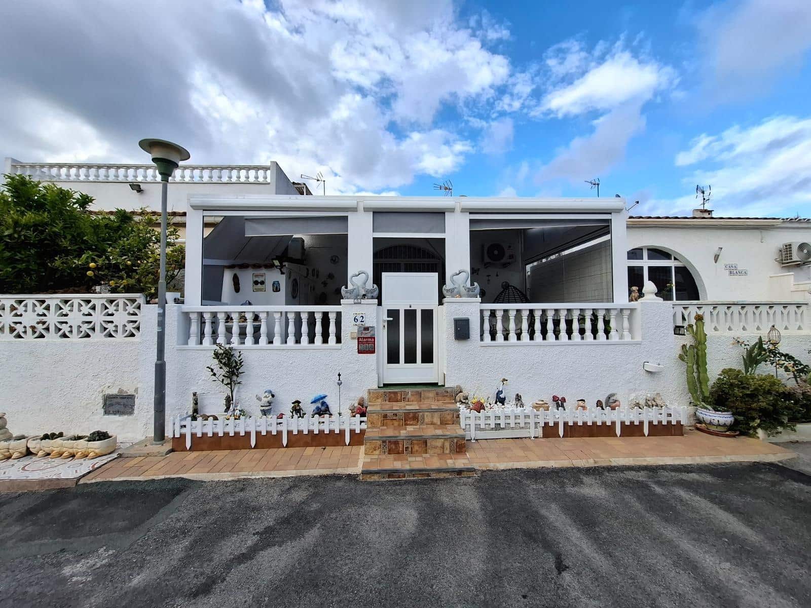 2 chambre Bungalow à vendre à Torrevieja - 139 900 € (Ref: 9310895)