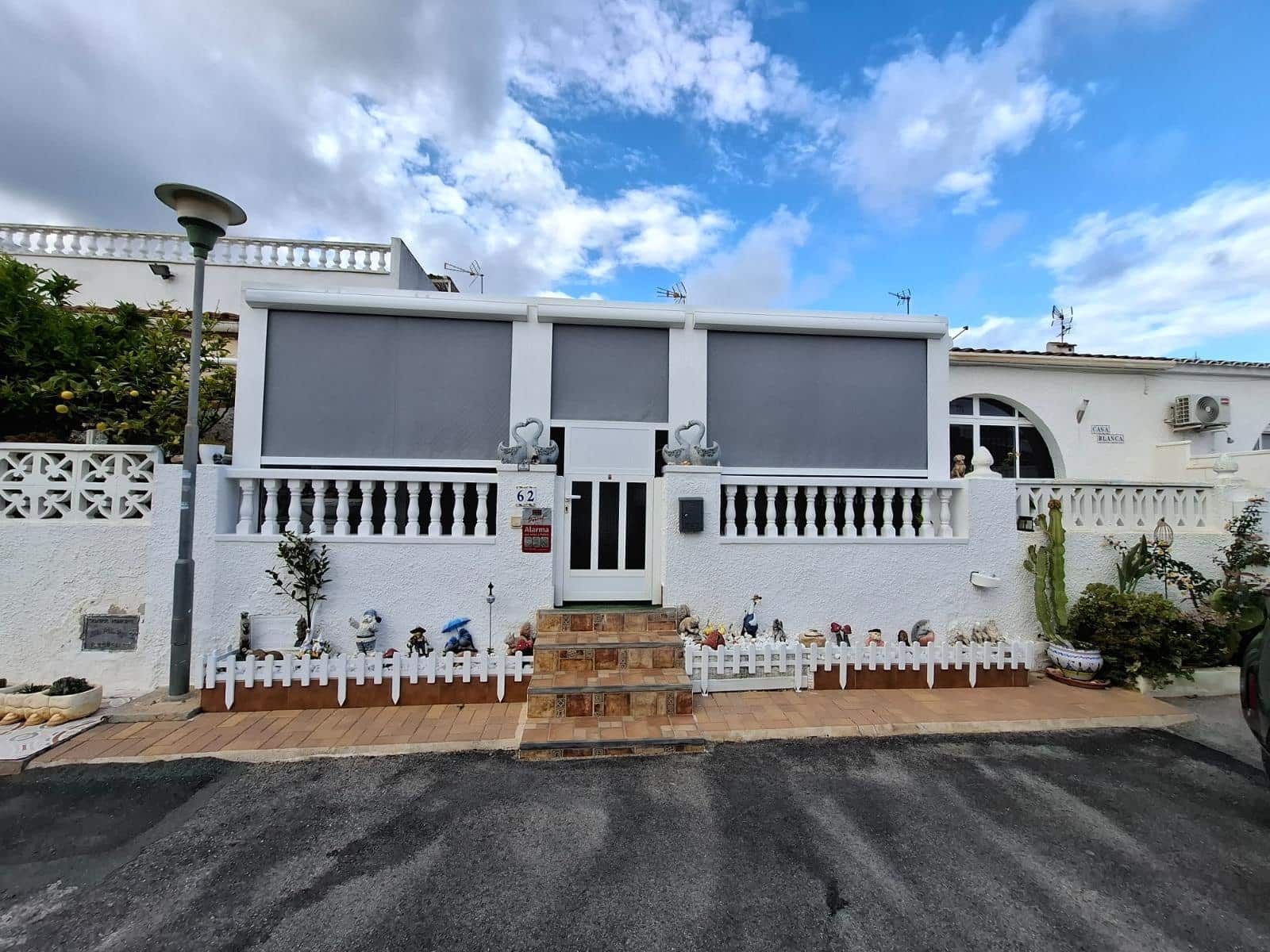 2 chambre Bungalow à vendre à Torrevieja - 139 900 € (Ref: 9310895)