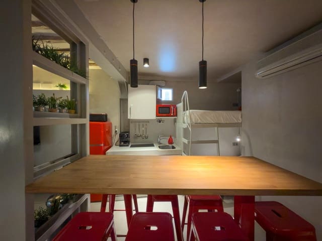 3 slaapkamer Flat te koop in Universidad, Madrid stad - € 599.000 (Ref: 9312865)