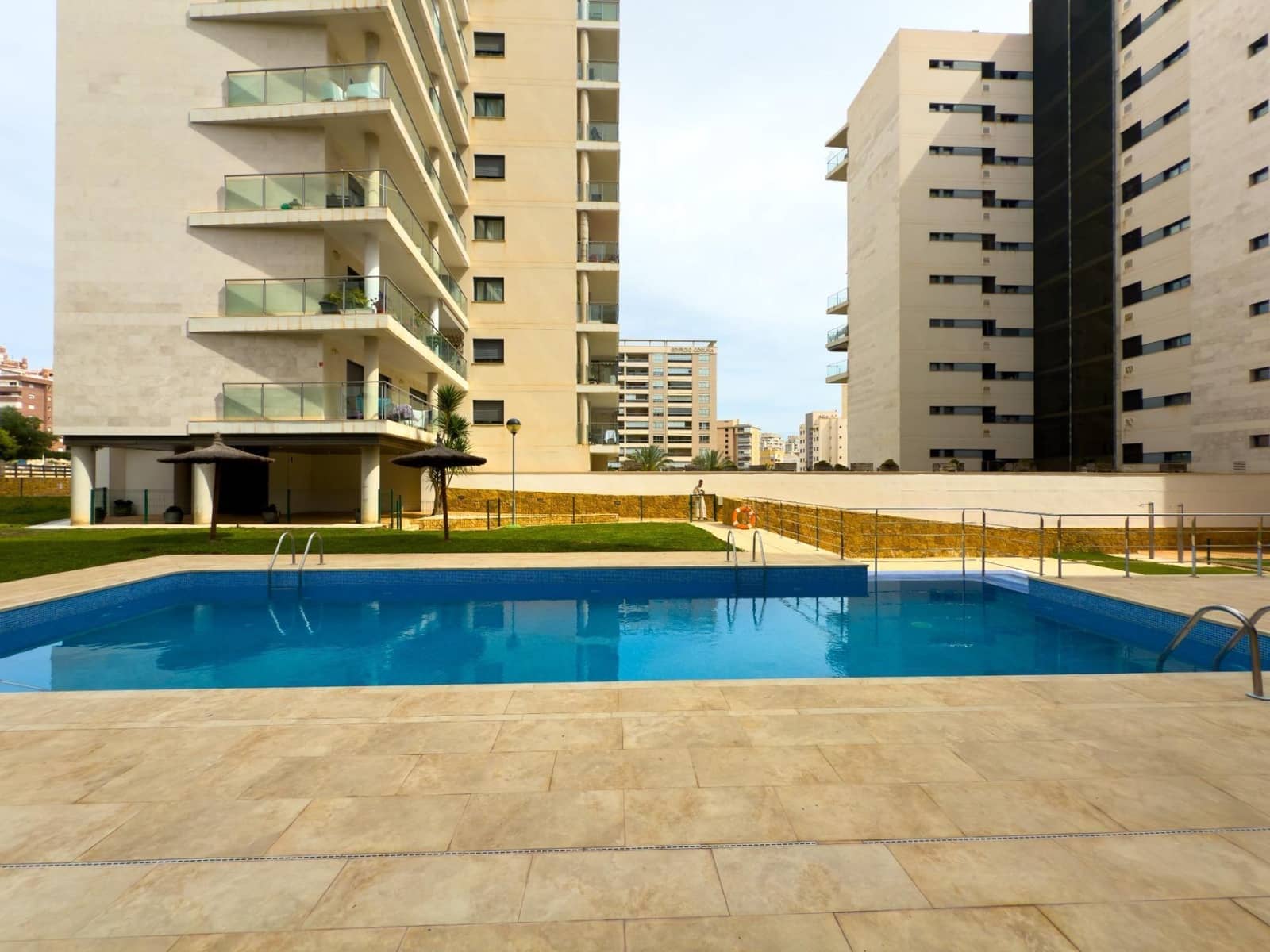 1 bedroom Apartment for sale in La Villajoyosa / Vila Joiosa with pool garage - € 188,000 (Ref: 9312867)