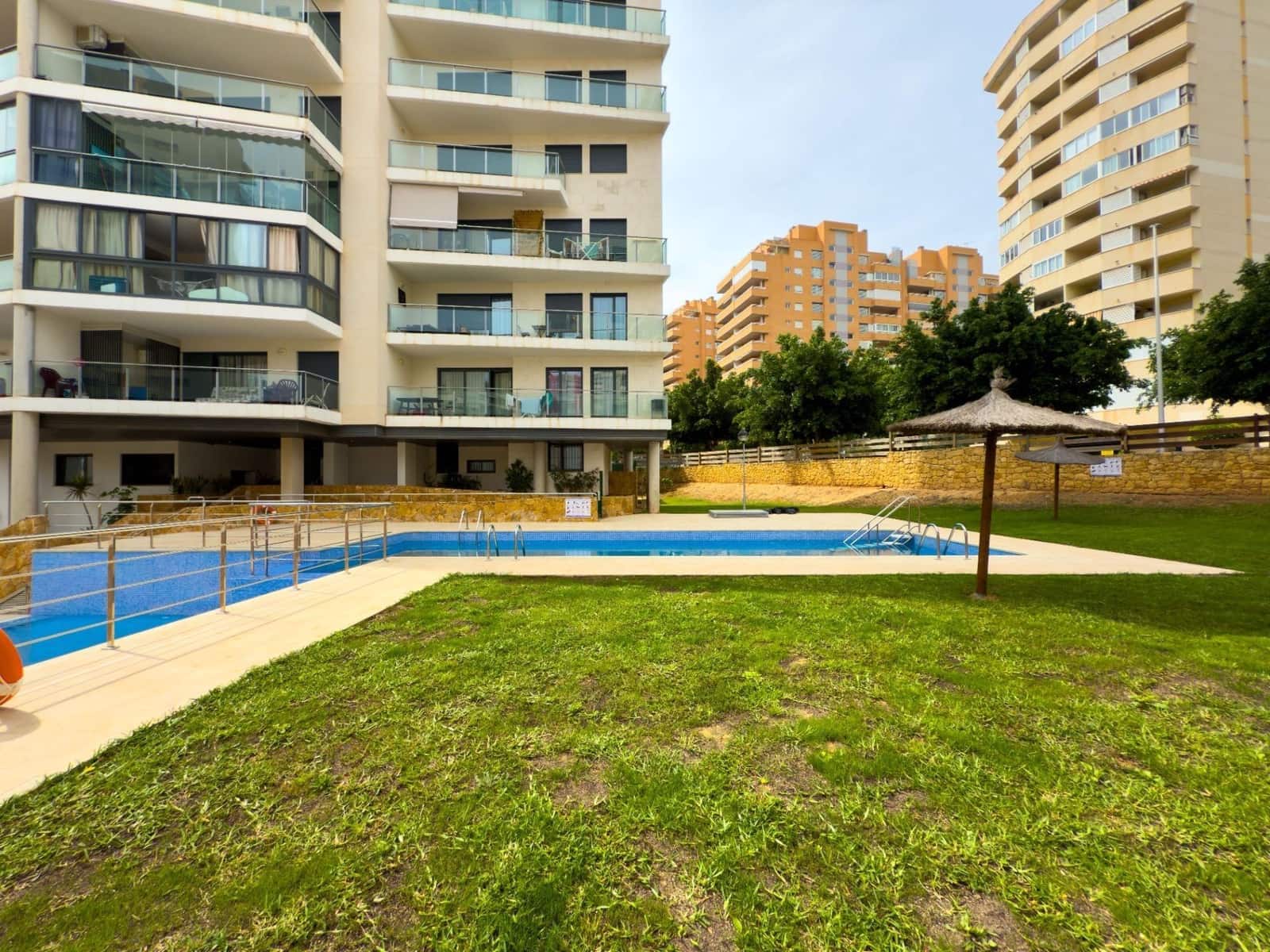 1 bedroom Apartment for sale in La Villajoyosa / Vila Joiosa with pool garage - € 188,000 (Ref: 9312867)