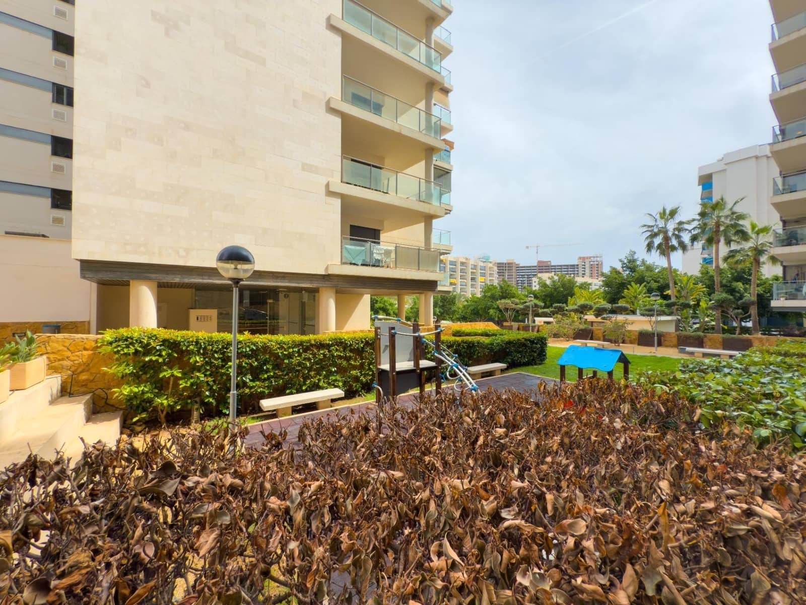 1 bedroom Apartment for sale in La Villajoyosa / Vila Joiosa with pool garage - € 188,000 (Ref: 9312867)