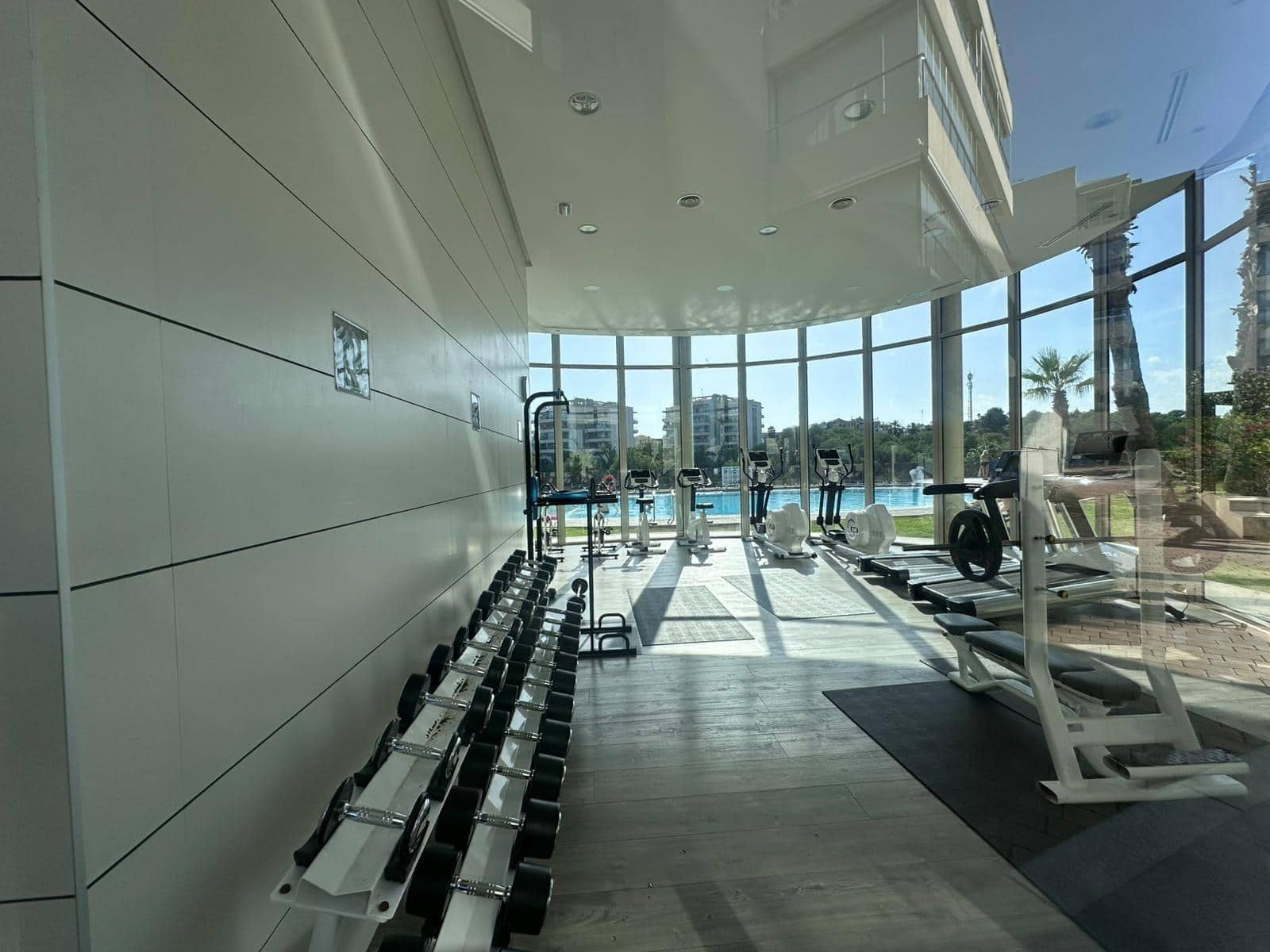 Apartamento de 2 habitaciones en Villamartin en venta con piscina - 320.000 € (Ref: 9312868)