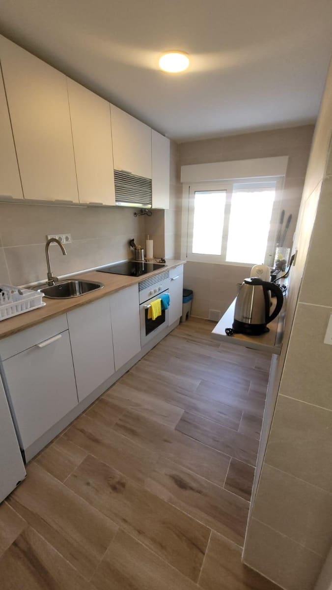 2 soveværelse Lejlighed til salg i Alicante by - € 240.000 (Ref: 9317845)