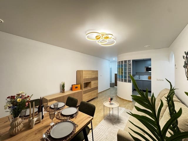 3 bedroom Apartment for sale in Torrevieja - € 189,900 (Ref: 9330638)