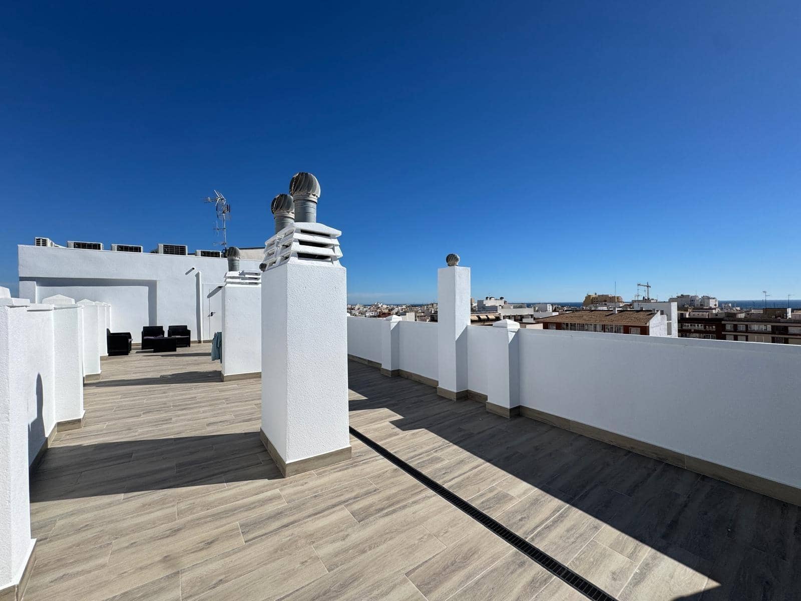 3 bedroom Apartment for sale in Torrevieja - € 189,900 (Ref: 9330638)