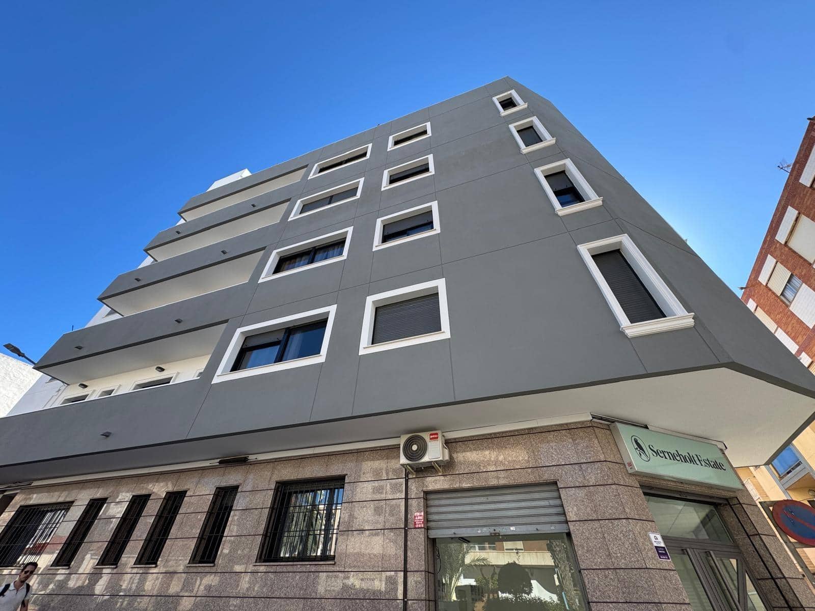 3 bedroom Apartment for sale in Torrevieja - € 189,900 (Ref: 9330638)