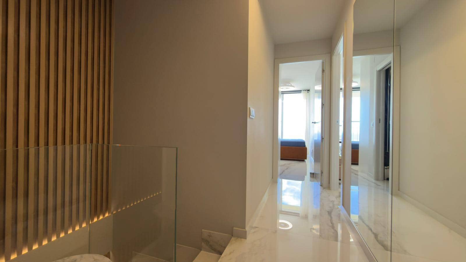 3 soveværelse Penthouse til salg i Benidorm med swimmingpool - € 550.000 (Ref: 9334957)