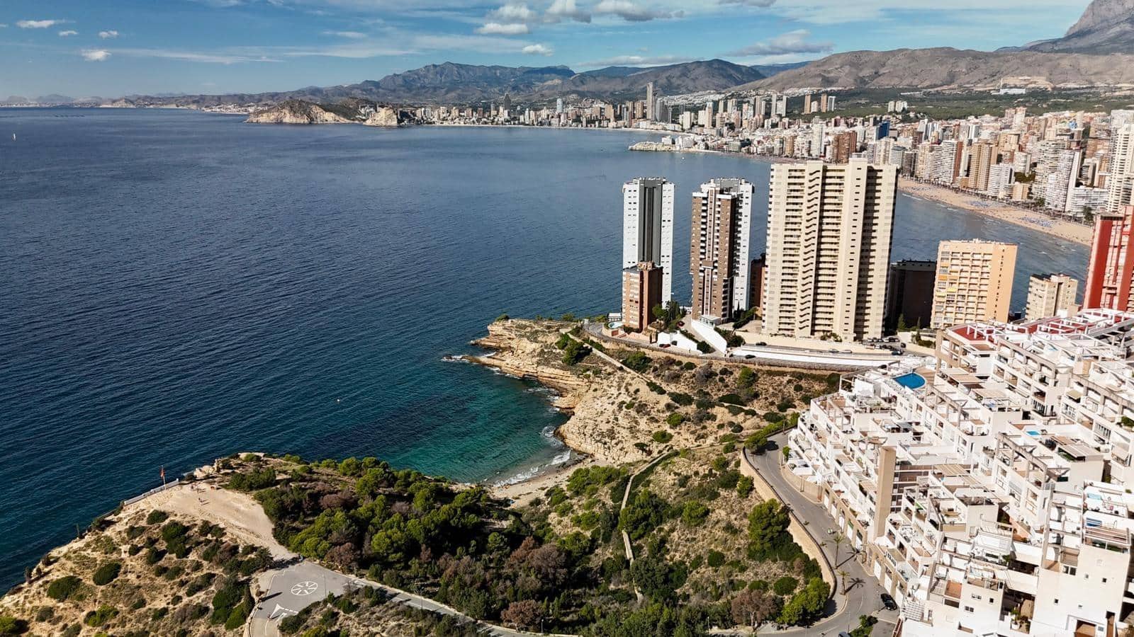 3 soveværelse Penthouse til salg i Benidorm med swimmingpool - € 550.000 (Ref: 9334957)