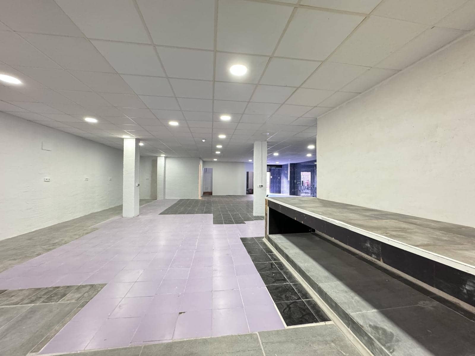 Erhverv til salg i Torrevieja - € 420.000 (Ref: 9334958)