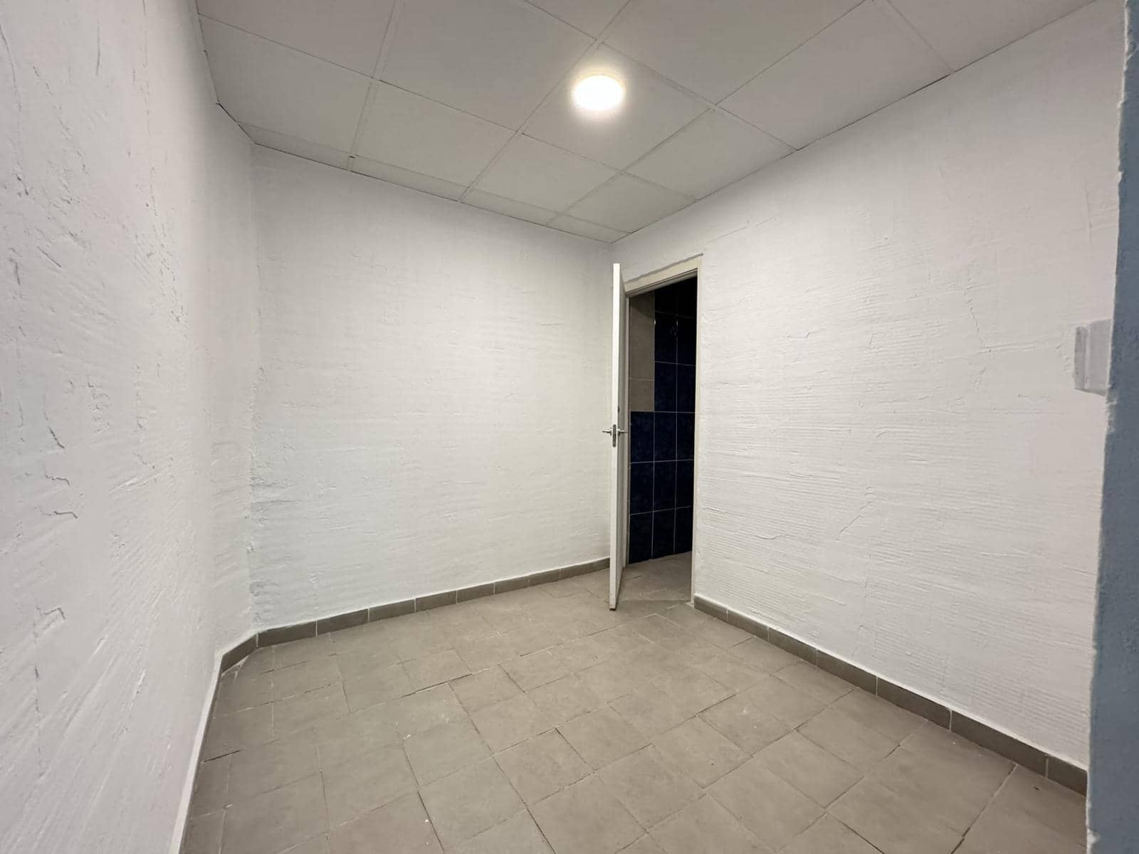 Erhverv til salg i Torrevieja - € 420.000 (Ref: 9334958)