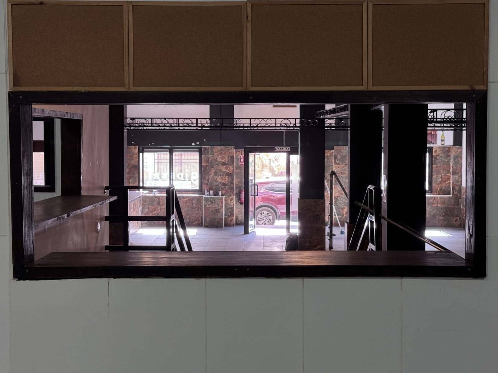 Erhverv til salg i Torrevieja - € 420.000 (Ref: 9334958)