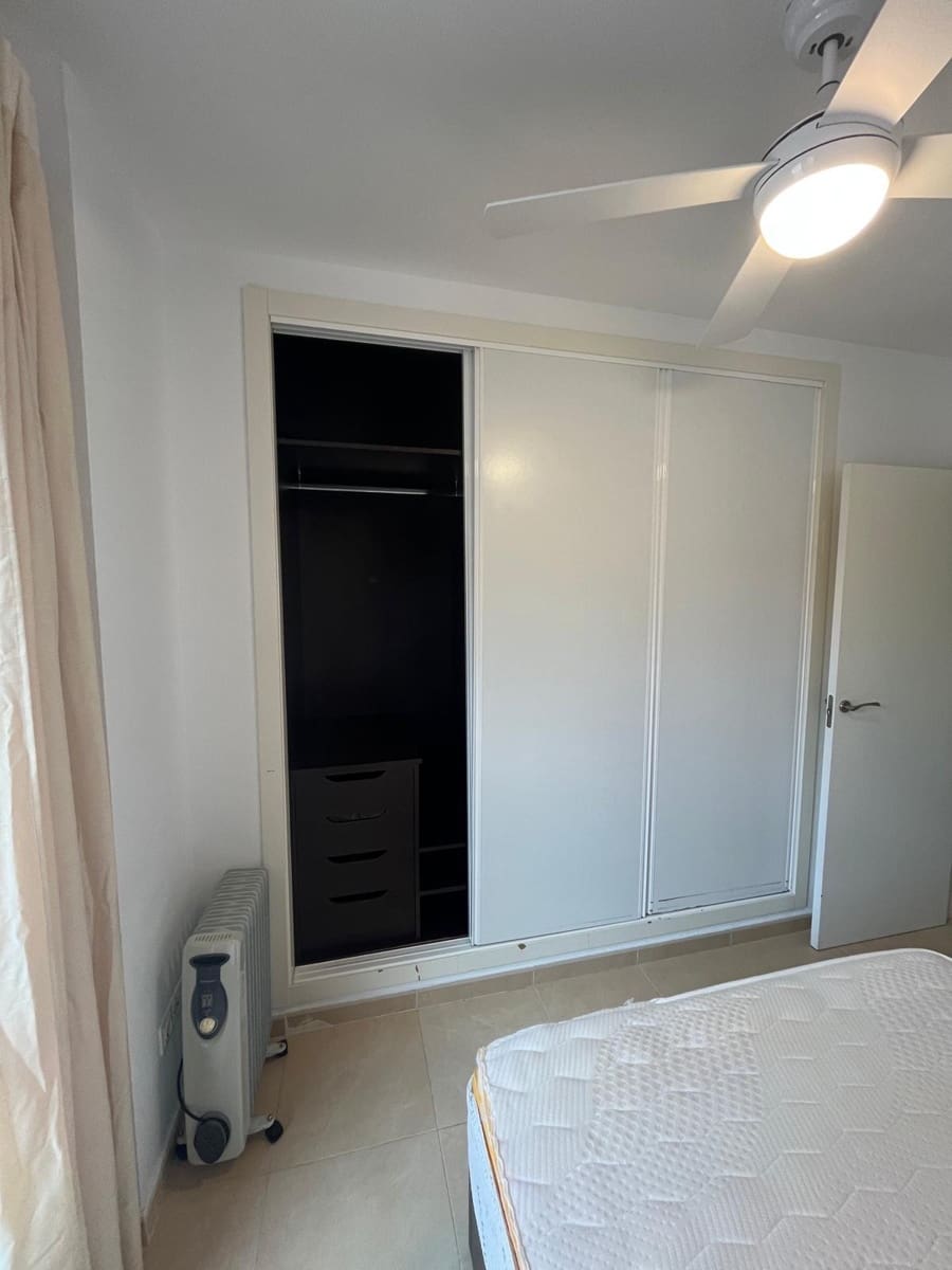 1 soveværelse Penthouse til salg i Muchamiel / Mutxamel med swimmingpool garage - € 175.000 (Ref: 9334963)