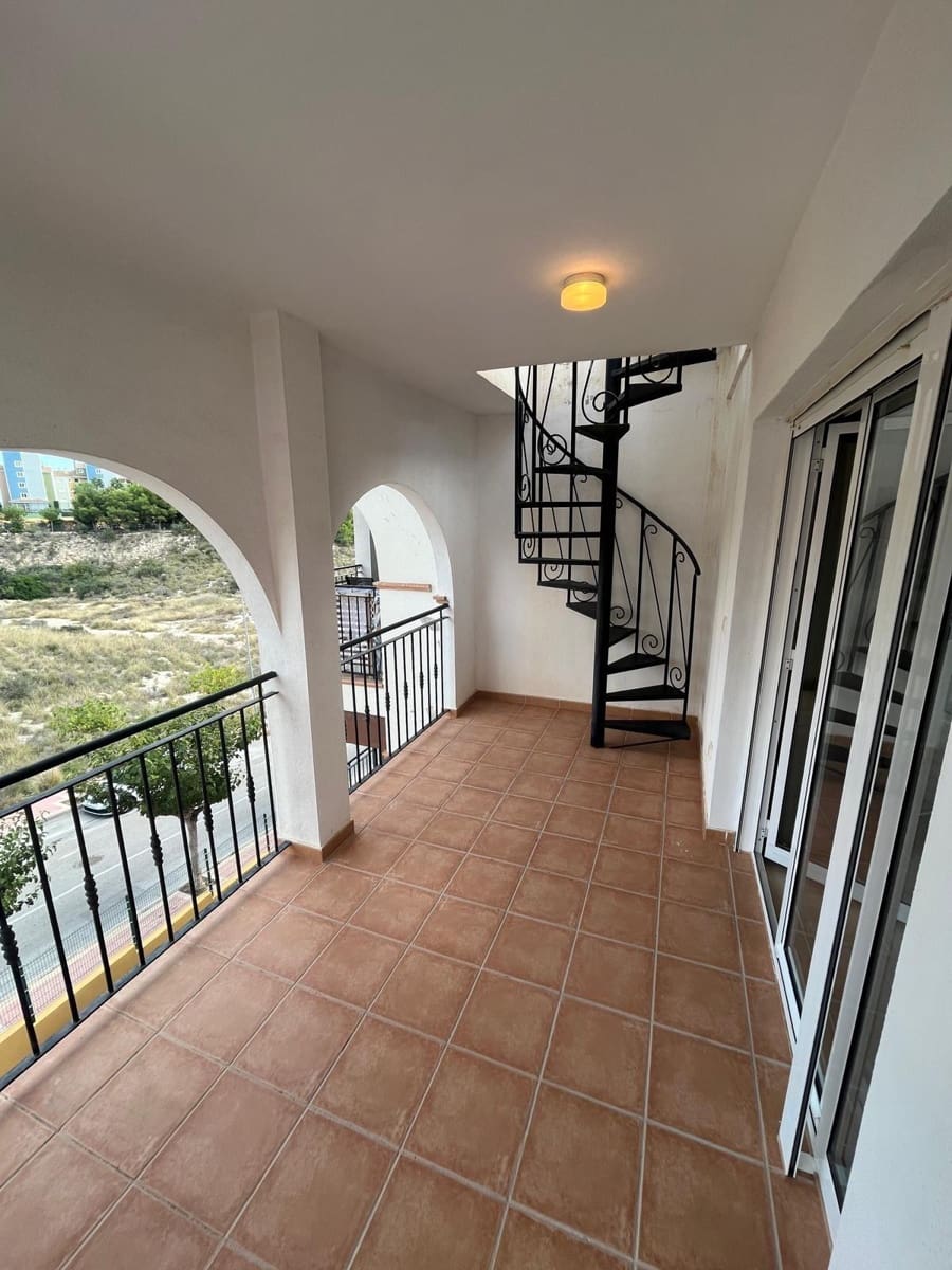 1 soveværelse Penthouse til salg i Muchamiel / Mutxamel med swimmingpool garage - € 175.000 (Ref: 9334963)