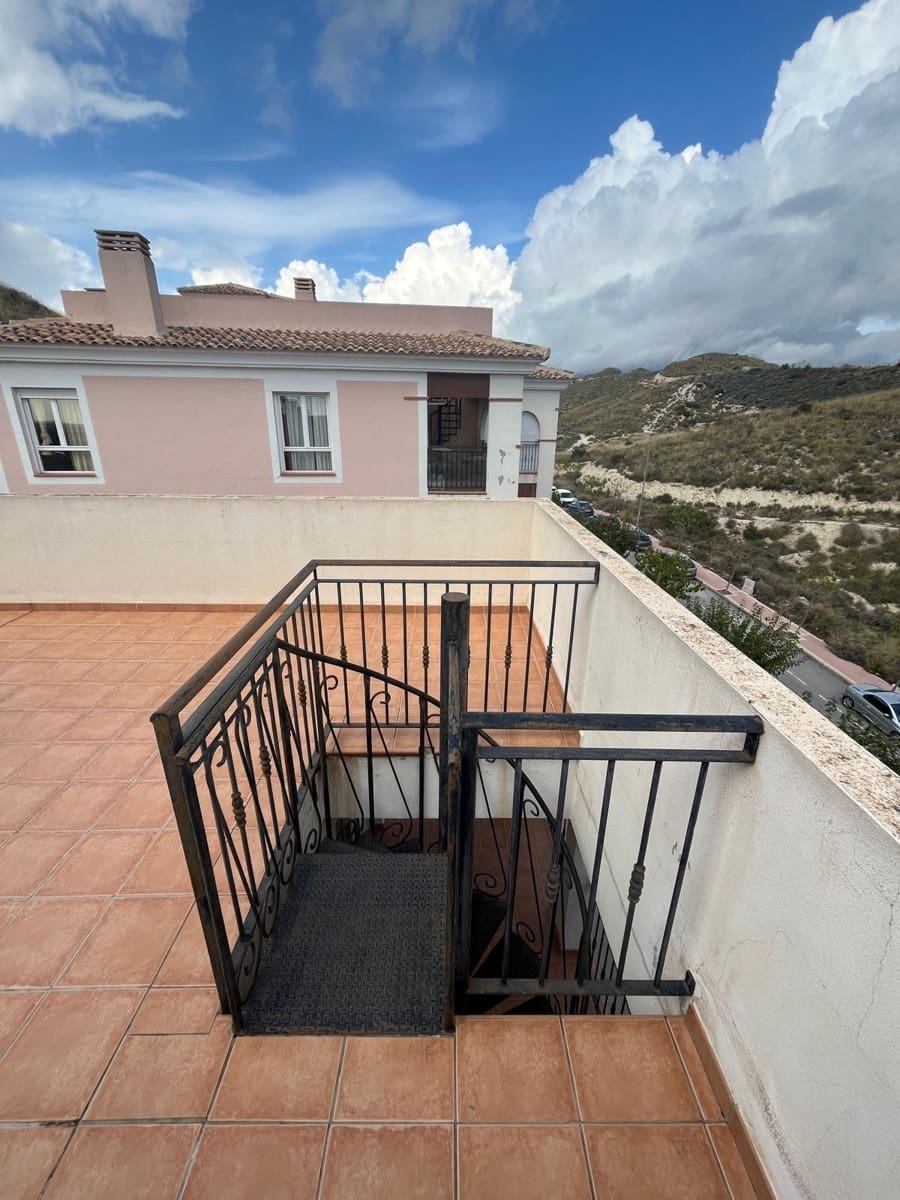 1 soveværelse Penthouse til salg i Muchamiel / Mutxamel med swimmingpool garage - € 175.000 (Ref: 9334963)