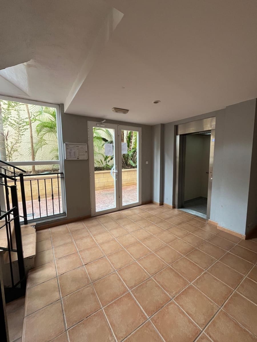 1 soveværelse Penthouse til salg i Muchamiel / Mutxamel med swimmingpool garage - € 175.000 (Ref: 9334963)