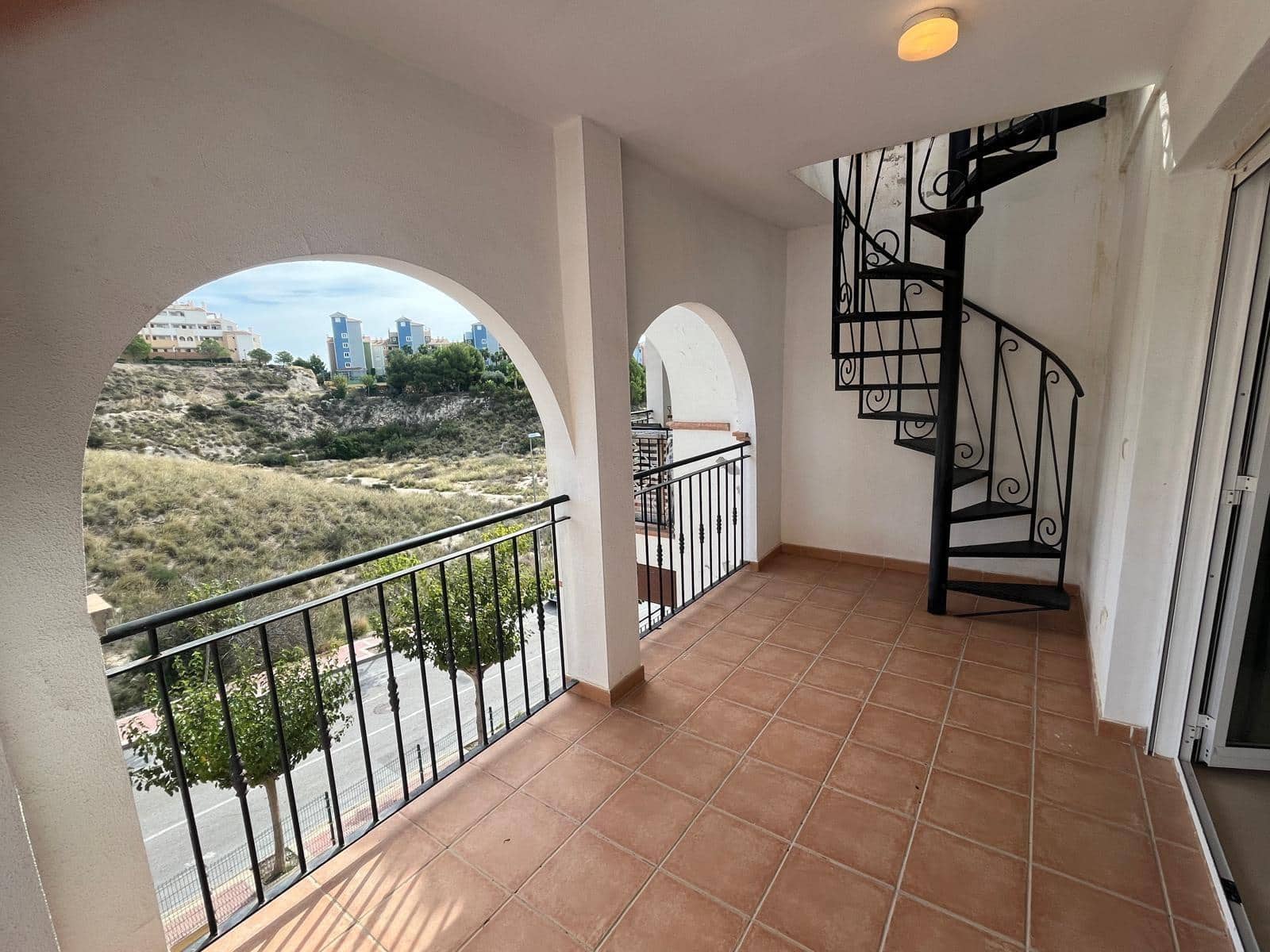 1 soveværelse Penthouse til salg i Muchamiel / Mutxamel med swimmingpool garage - € 175.000 (Ref: 9334963)