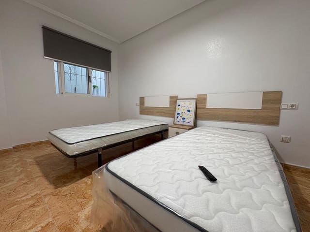 2 quarto Bungalow para venda em Parque Acuático - Sector 25, Torrevieja com piscina - 159 900 € (Ref: 9344771)