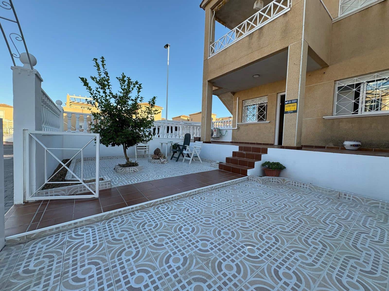 2 quarto Bungalow para venda em Torrevieja com piscina - 159 900 € (Ref: 9344771)