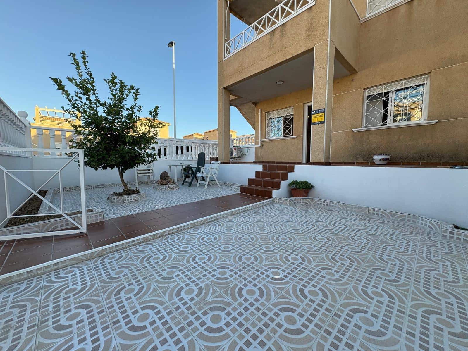 2 quarto Bungalow para venda em Torrevieja com piscina - 159 900 € (Ref: 9344771)