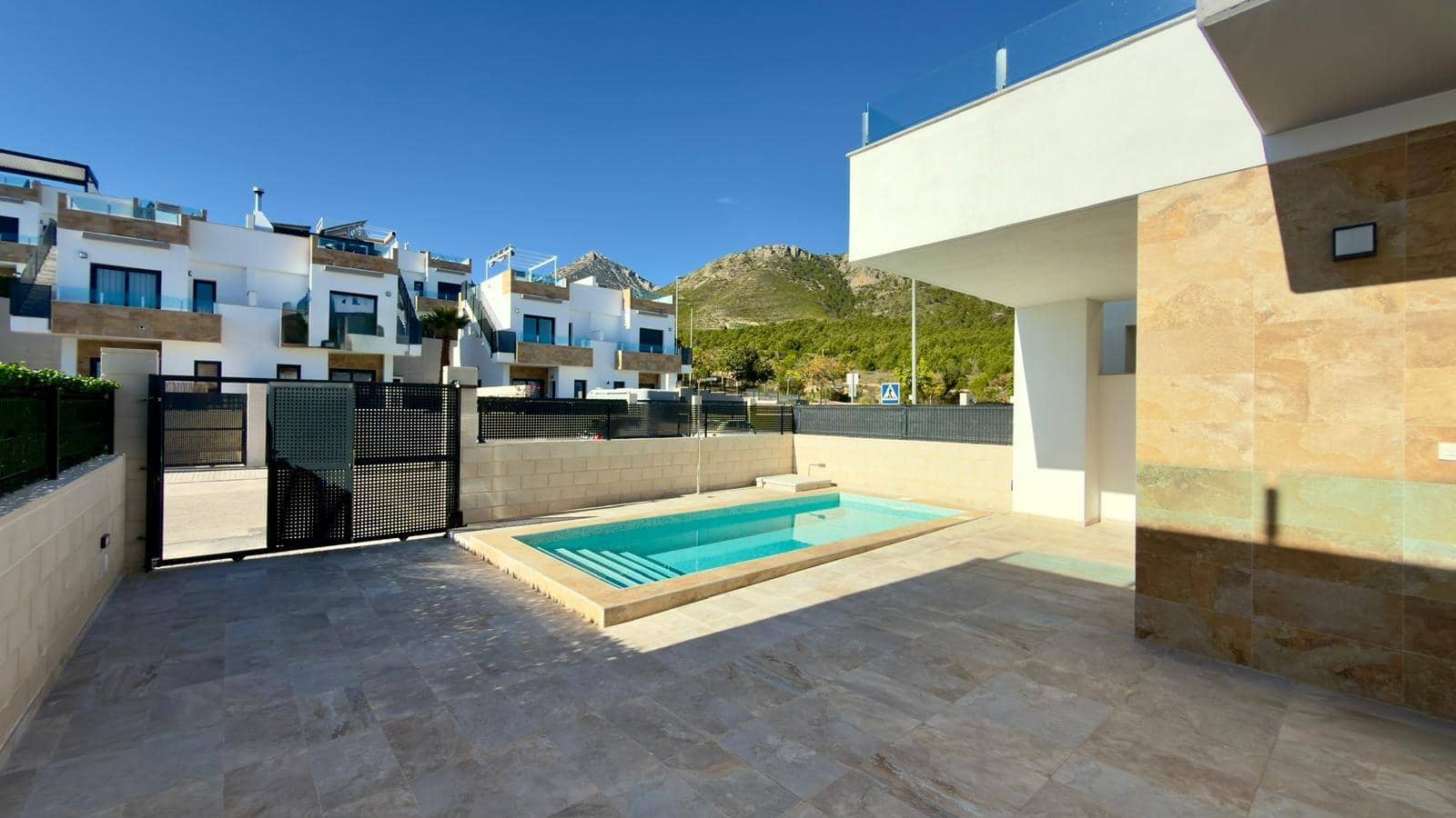 3 Zimmer Villa zu verkaufen in Polop mit Pool - 449.000 € (Ref: 9344774)