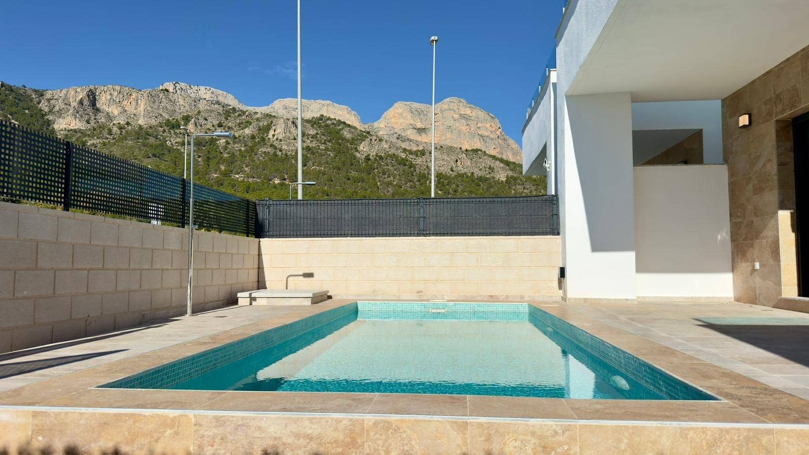 3 Zimmer Villa zu verkaufen in Polop mit Pool - 449.000 € (Ref: 9344774)