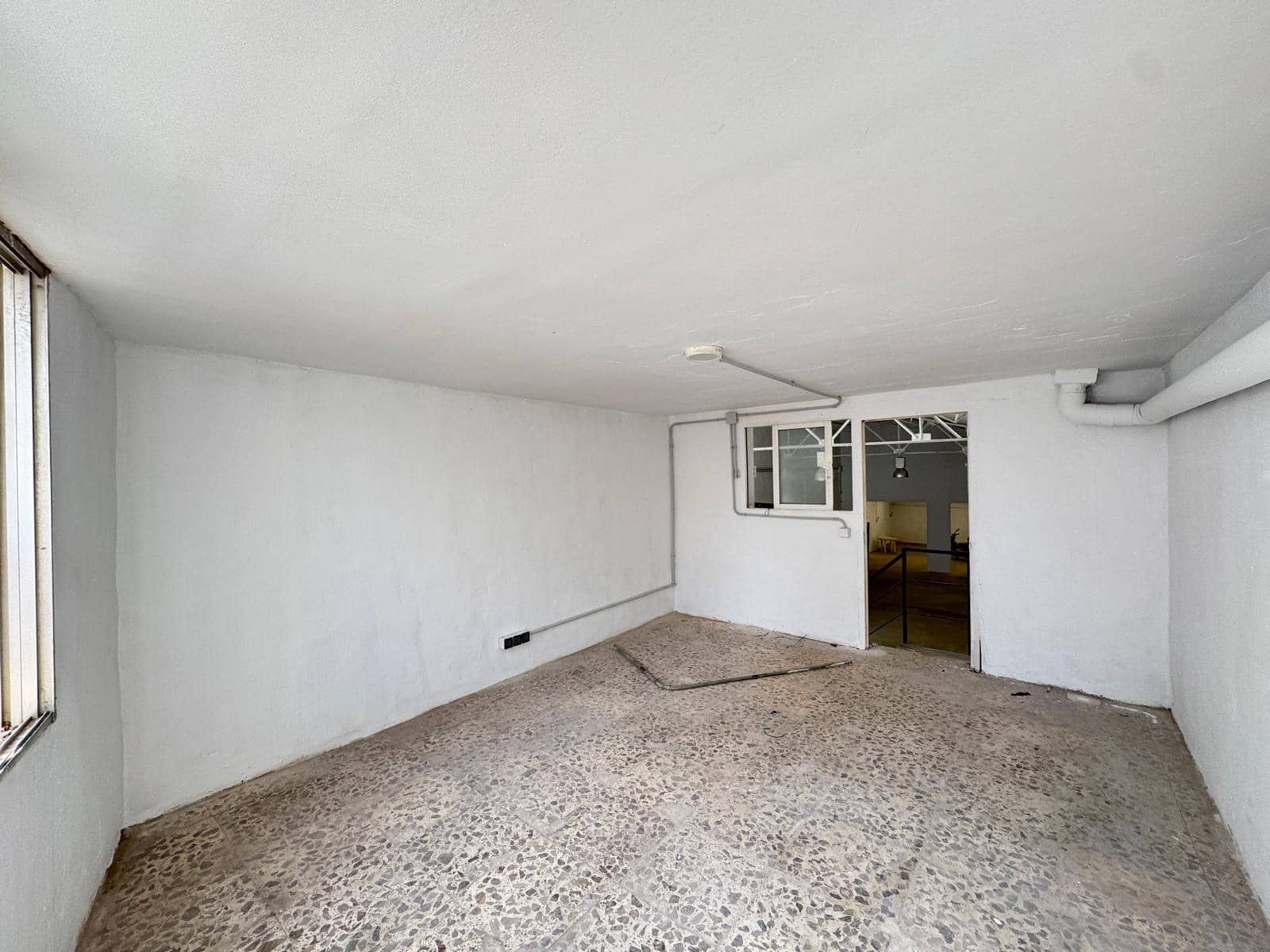 6 sypialnia Biznes na sprzedaż w Torrevieja - 315 000 € (Ref: 9349548)