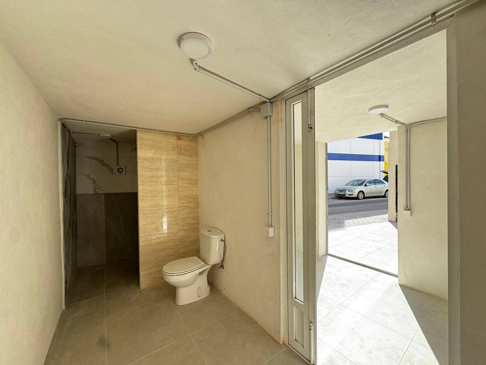 6 sypialnia Biznes na sprzedaż w Torrevieja - 315 000 € (Ref: 9349548)