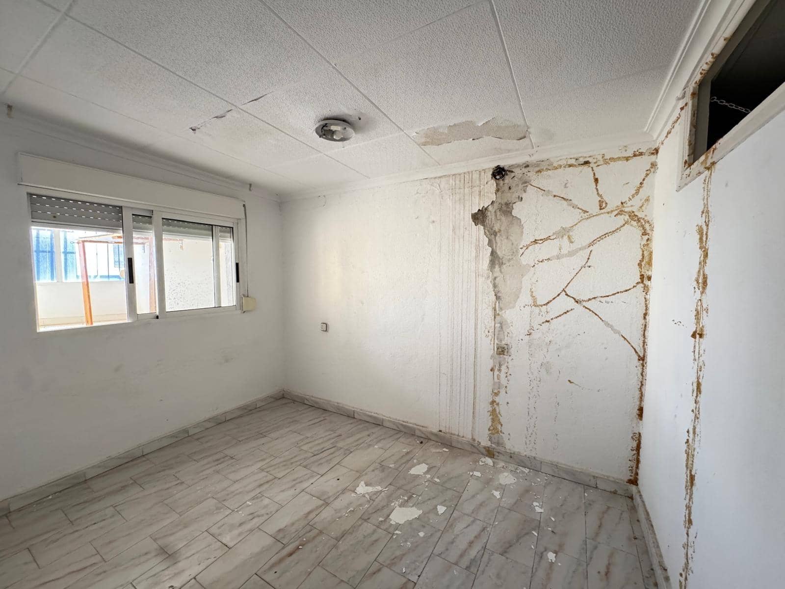 6 sypialnia Biznes na sprzedaż w Torrevieja - 315 000 € (Ref: 9349548)