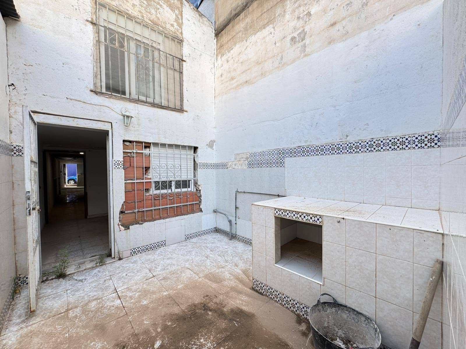 6 sypialnia Biznes na sprzedaż w Torrevieja - 315 000 € (Ref: 9349548)