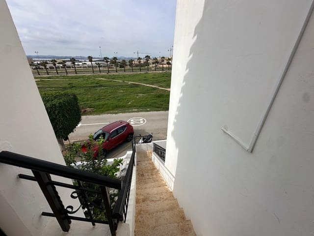 2 quarto Bungalow para venda em Aguas Nuevas, Torrevieja com piscina - 176 900 € (Ref: 9349550)