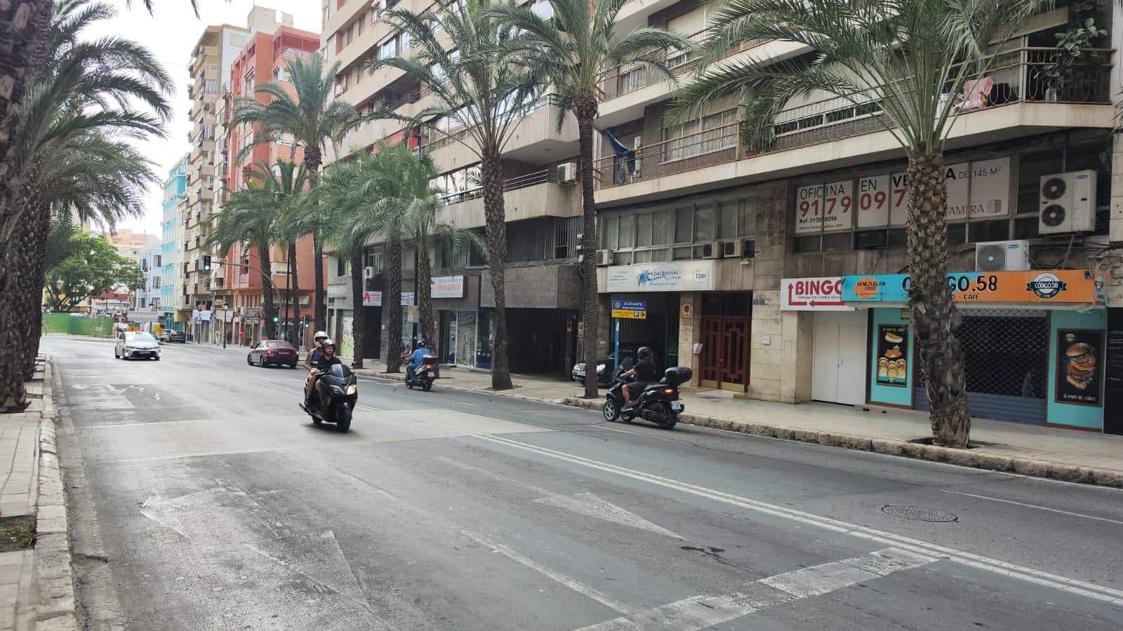 Commercieel te koop in Alicante stad - € 510.000 (Ref: 9353616)