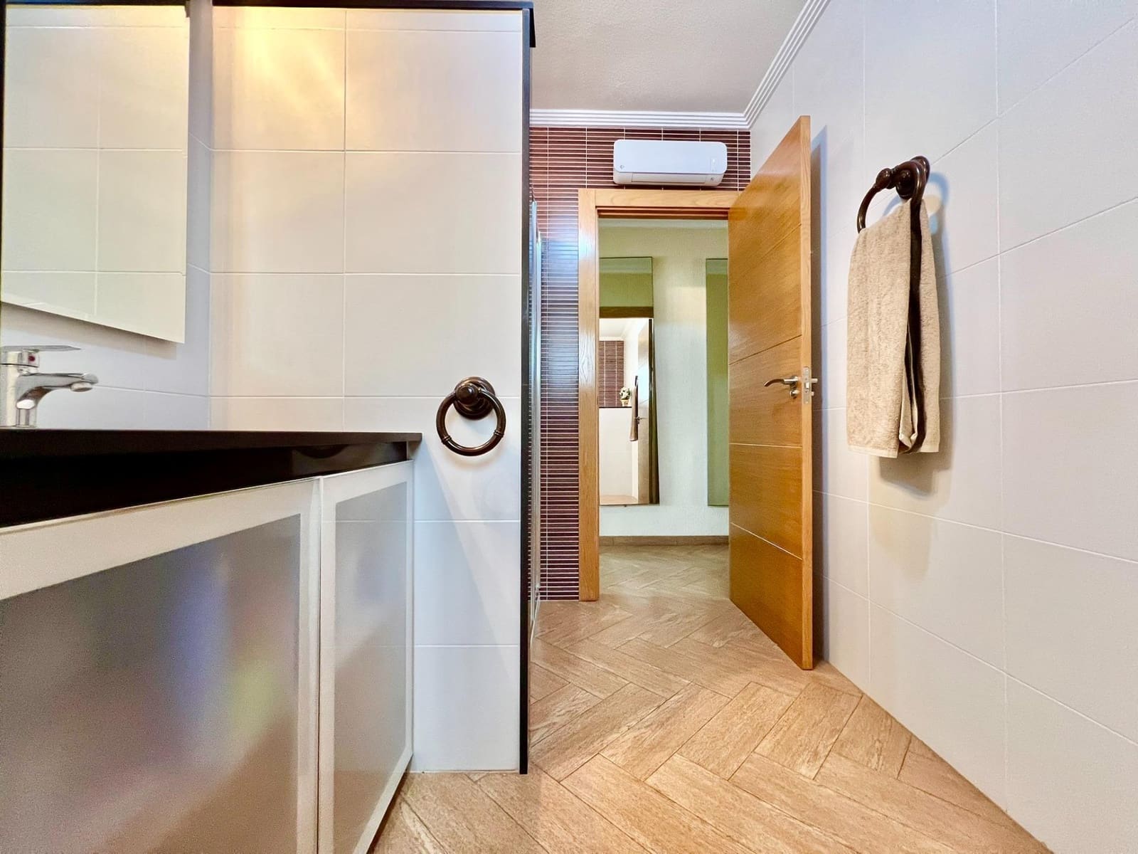 3 soverom Leilighet til salgs i Torrevieja - € 379 900 (Ref: 9355848)