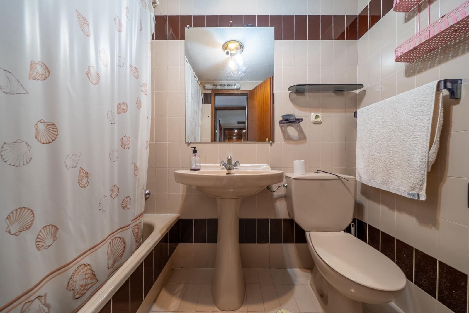 Piso de 2 habitaciones en Alicante / Alacant ciudad en venta con piscina garaje - 349.000 € (Ref: 9356753)