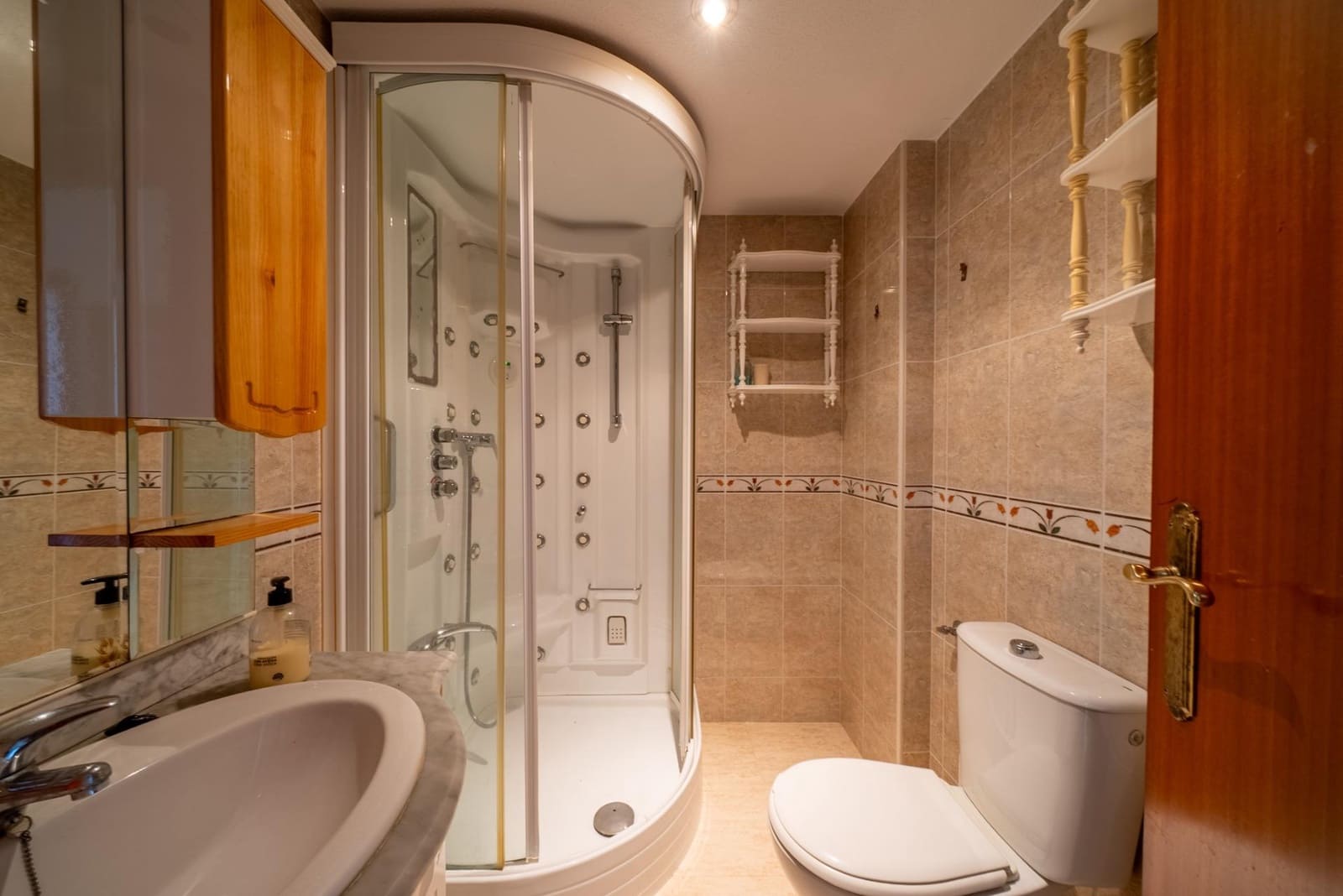 Piso de 2 habitaciones en Alicante / Alacant ciudad en venta con piscina garaje - 349.000 € (Ref: 9356753)