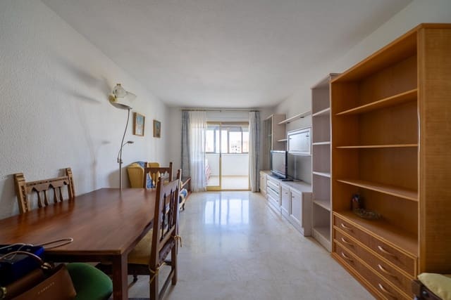 Piso de 2 habitaciones en Alicante / Alacant ciudad en venta con piscina garaje - 349.000 € (Ref: 9356753)